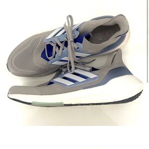 NEW Adidas UltraBoost 22 Gray Lucid Blue Sneakers